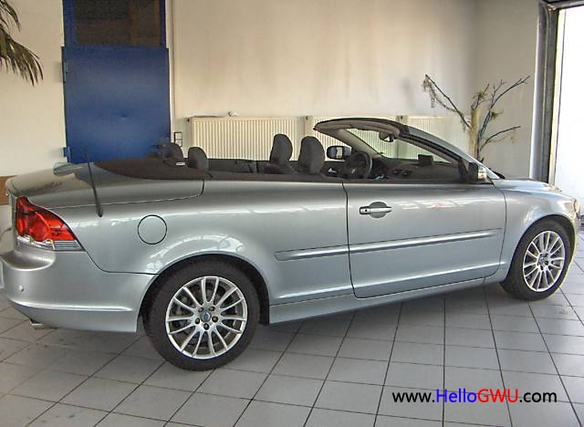 3420b-car-volvo-c70-2.jpg