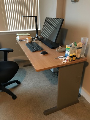 new desk.jpg