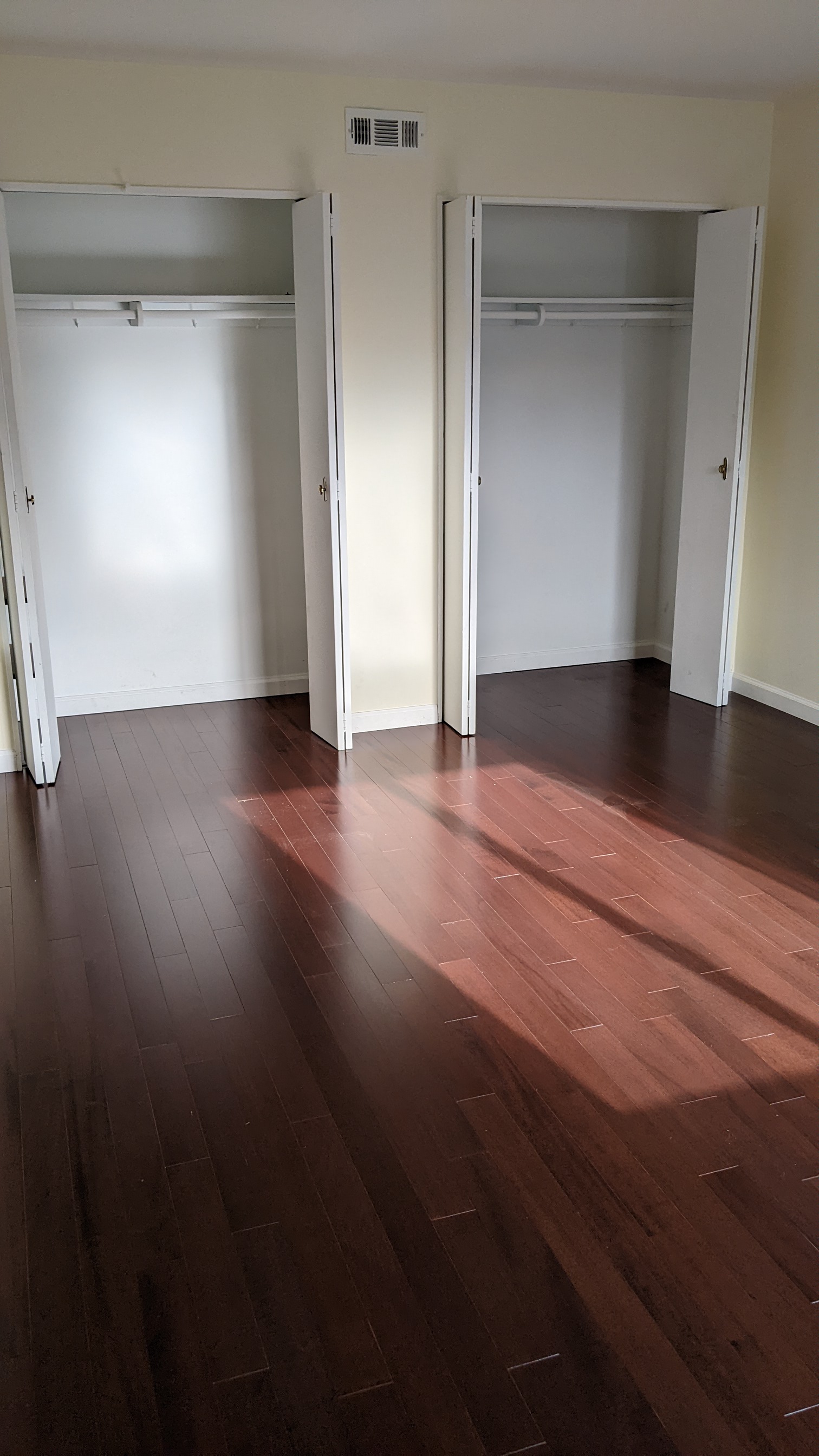 master bedroom 1.jpg