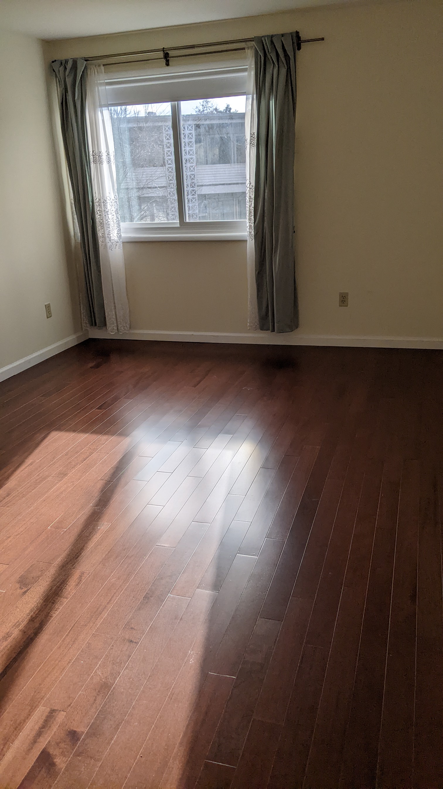 master bedroom 3.jpg
