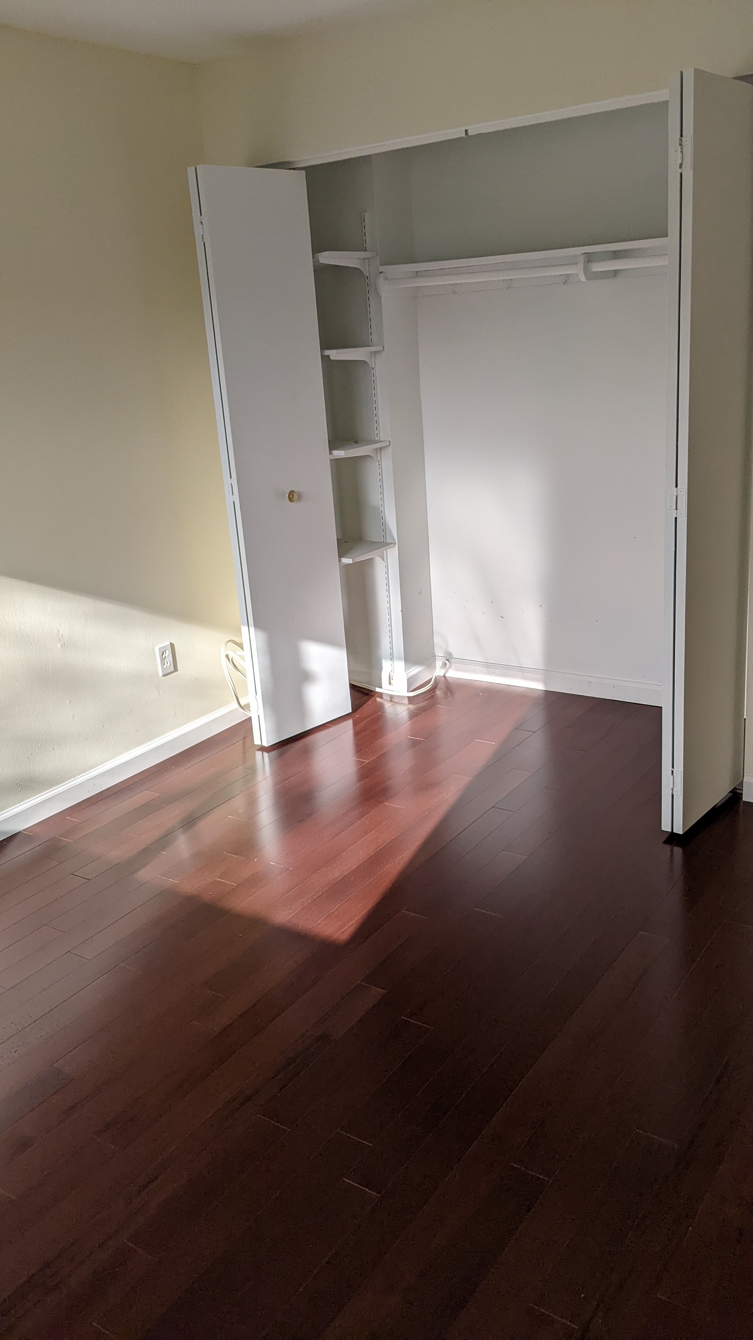 secondary bedroom 1.jpg