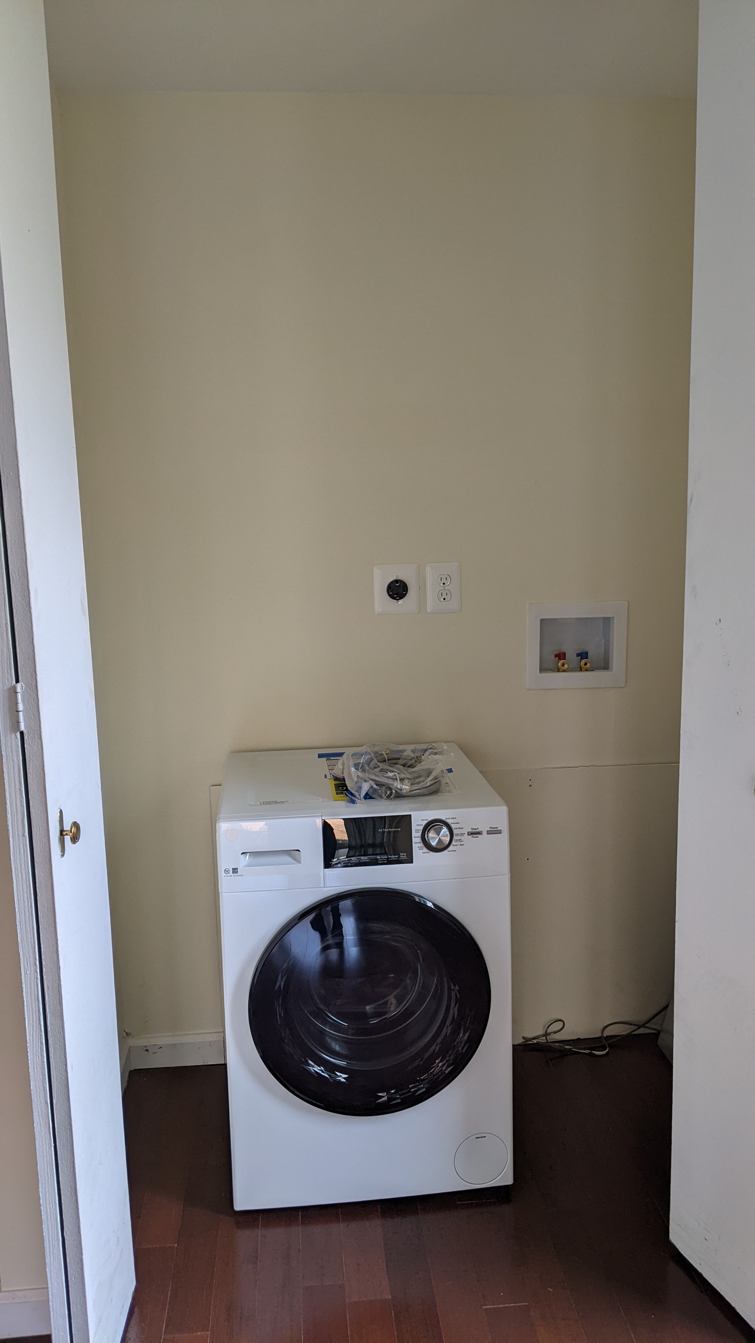 washer and dryer.jpg