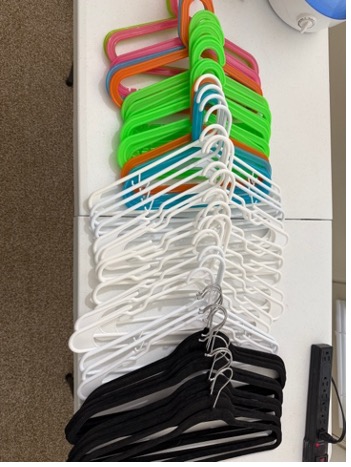 cloth_hanger.jpg